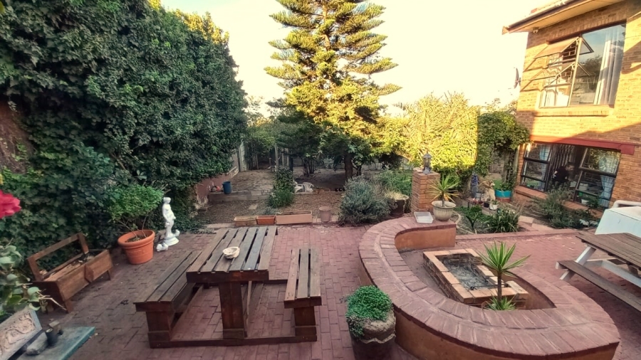 4 Bedroom Property for Sale in Vredenburg Western Cape